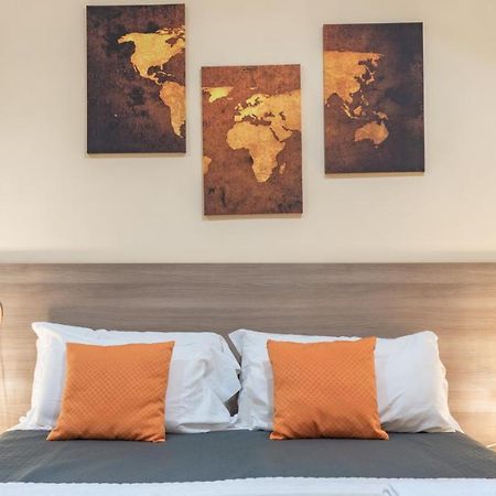 Domenichino Guesthouse โรม ภายนอก รูปภาพ