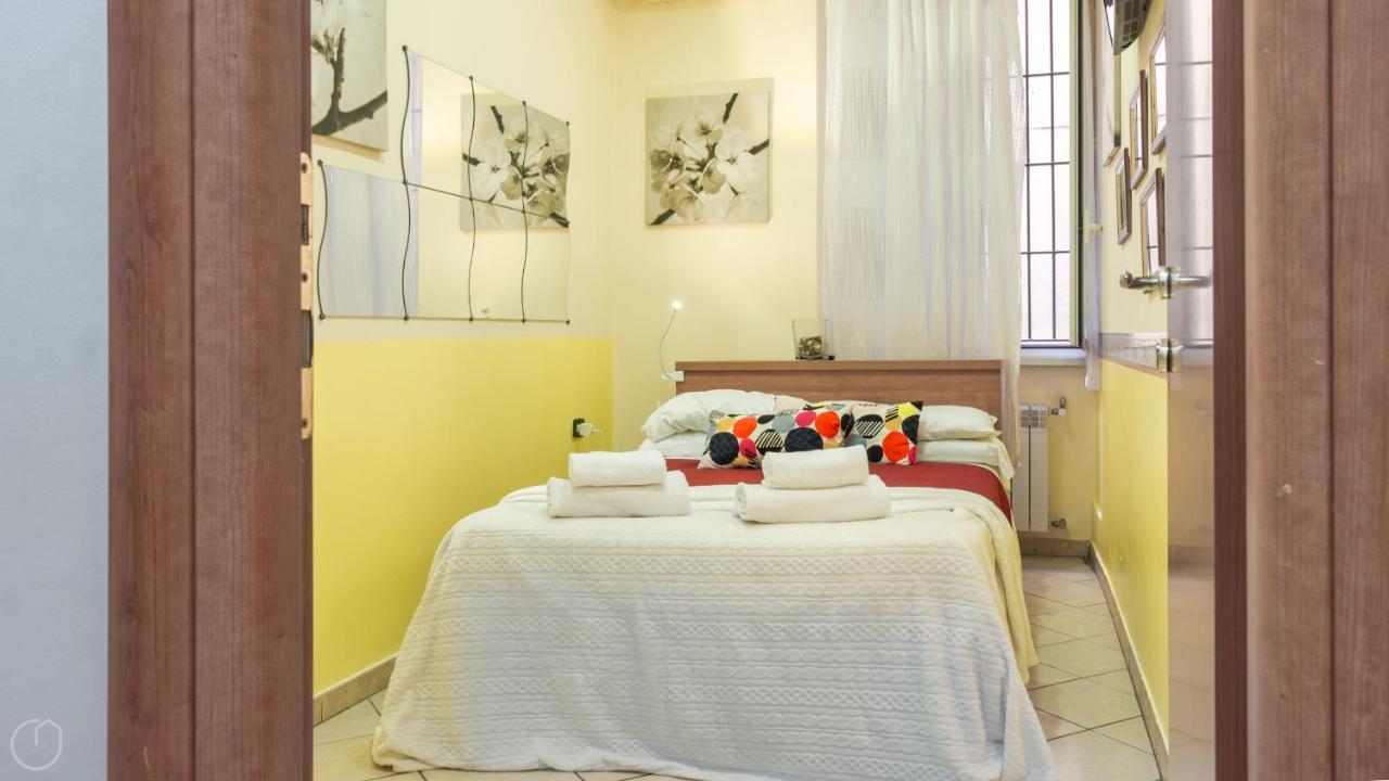 Domenichino Guesthouse โรม ภายนอก รูปภาพ
