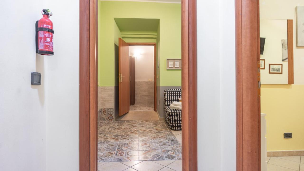 Domenichino Guesthouse โรม ภายนอก รูปภาพ